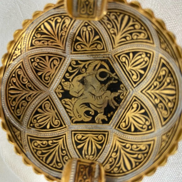 2 Vintage Ashtrays Ash Trays Dragon Warrior Samurai Gold Silver Black - Picture 8 of 9